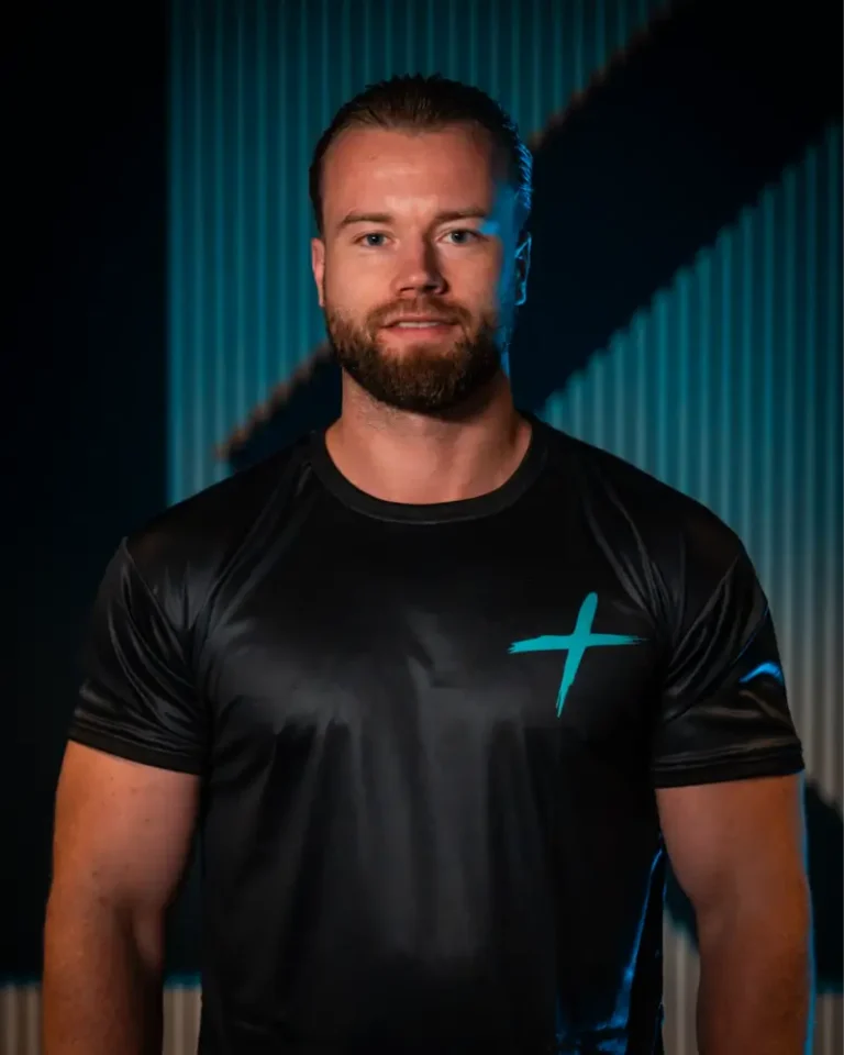 Gespecialiseerd manueel therapeut en fysiotherapeut bij Fysio & Motion Alkmaar, expert in dry needling en sportrevalidatie.